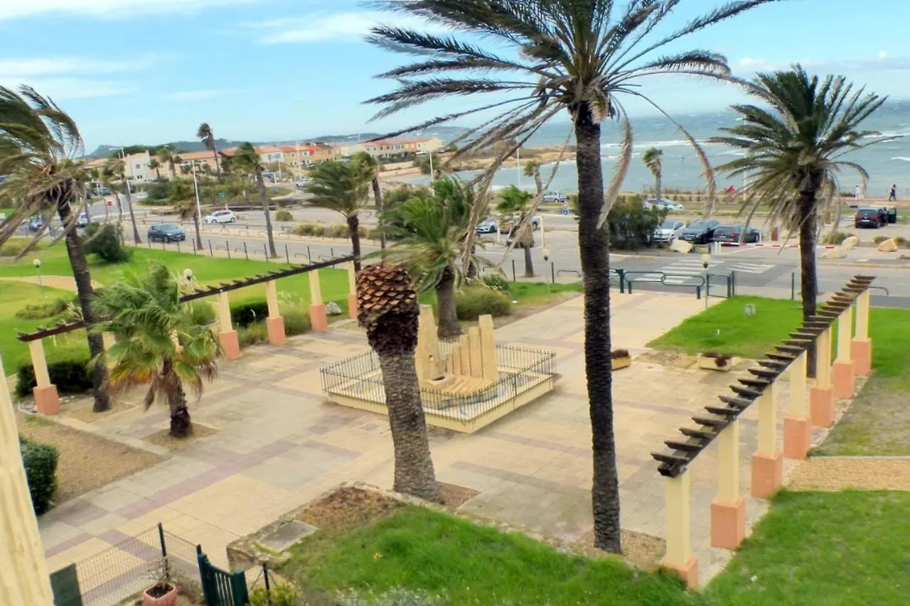 Comfortable Nest With Pool Facing The Sea سيكس-فور-لو-بلاج